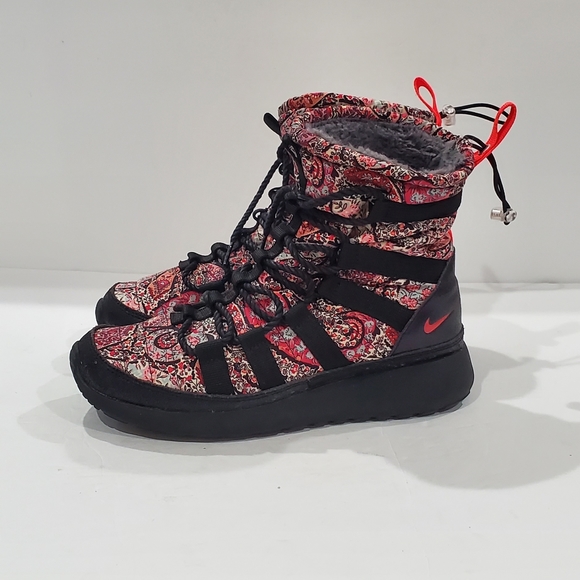 Nike | Shoes | Rare Nike Roshe Boot 